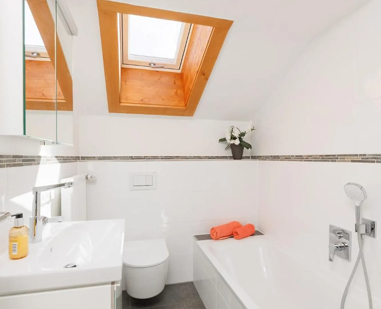 Haus Mit Wunderschoenem Ausblick Und Garten جارمش بارتنكيرشن بيت للعطل جارمش بارتنكيرشن